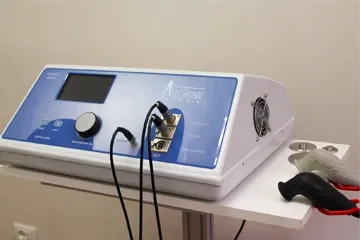 Apparecchio per la tecarterapia nello studio